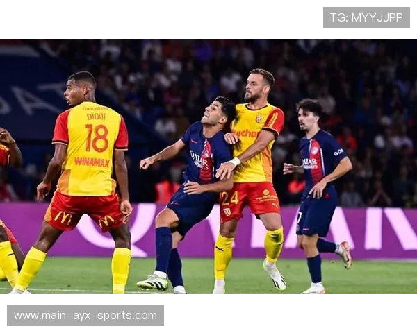 阿森西奥防守数据惨淡，成为争议焦点