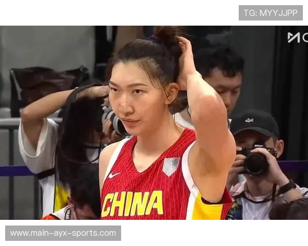 韩旭表现逆天，成就中国女篮的新星传奇