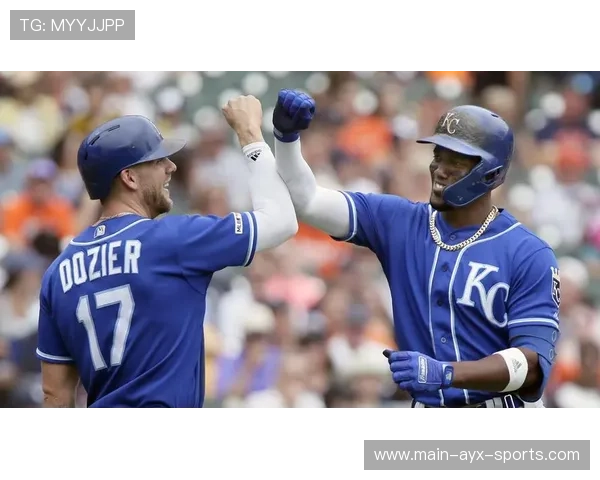 湖人主场播放「道奇2连霸」影片祝贺詹皇、唐西奇同声赞叹,道奇队老板是魔术师约翰逊吗 湖人主场播放「道奇2连霸」影片祝贺詹皇、唐西奇同声赞叹,道奇队老板是魔术师约翰逊吗